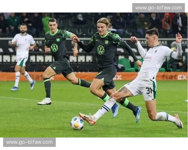 绿茵纵横：沃尔夫斯堡与门兴的德甲博弈，一场关于工业钢铁与青春野性的巅峰较量